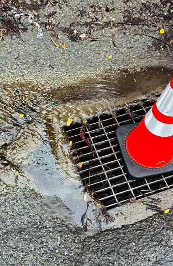 https://blockeddrainshocking.com.au/uploads/2025/07/stormwater-drains-60987.jpg